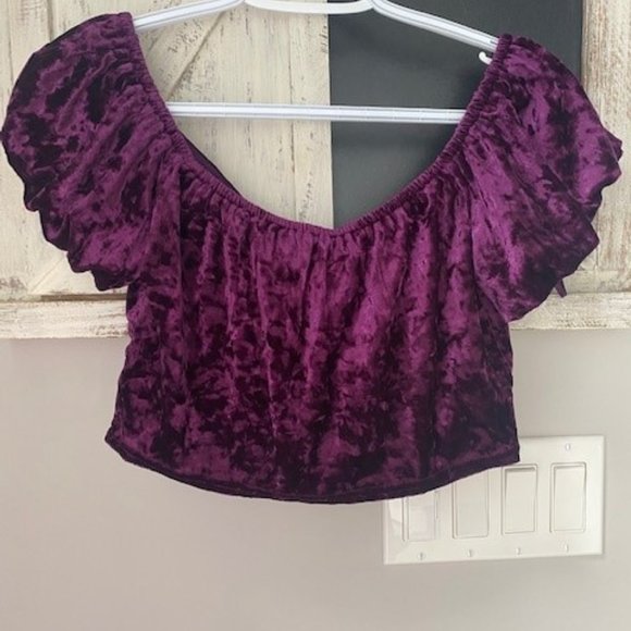 NWT Honey Bunch Top - Picture 2 of 5